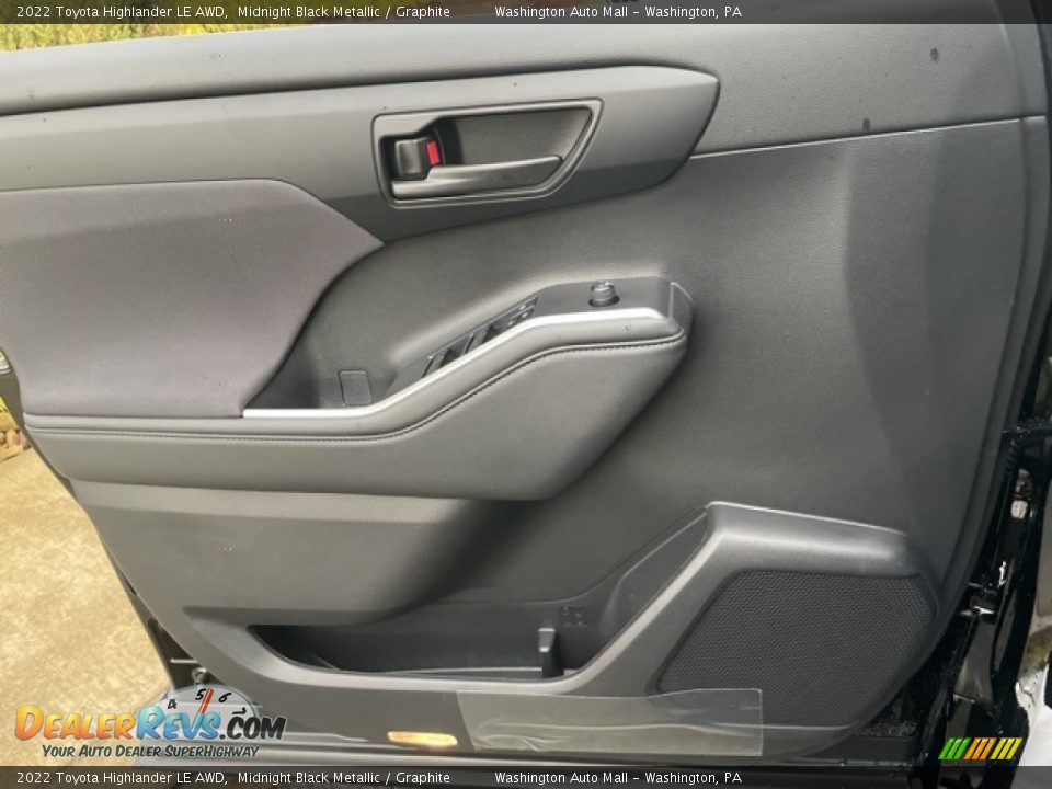 Door Panel of 2022 Toyota Highlander LE AWD Photo #20