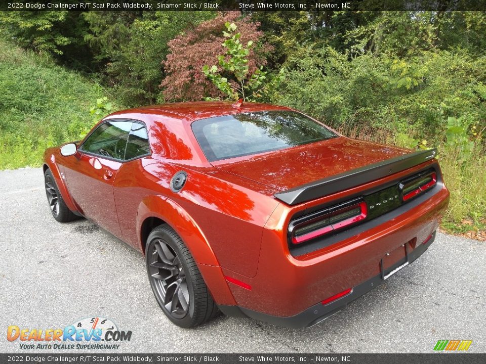 2022 Dodge Challenger R/T Scat Pack Widebody Sinamon Stick / Black Photo #8