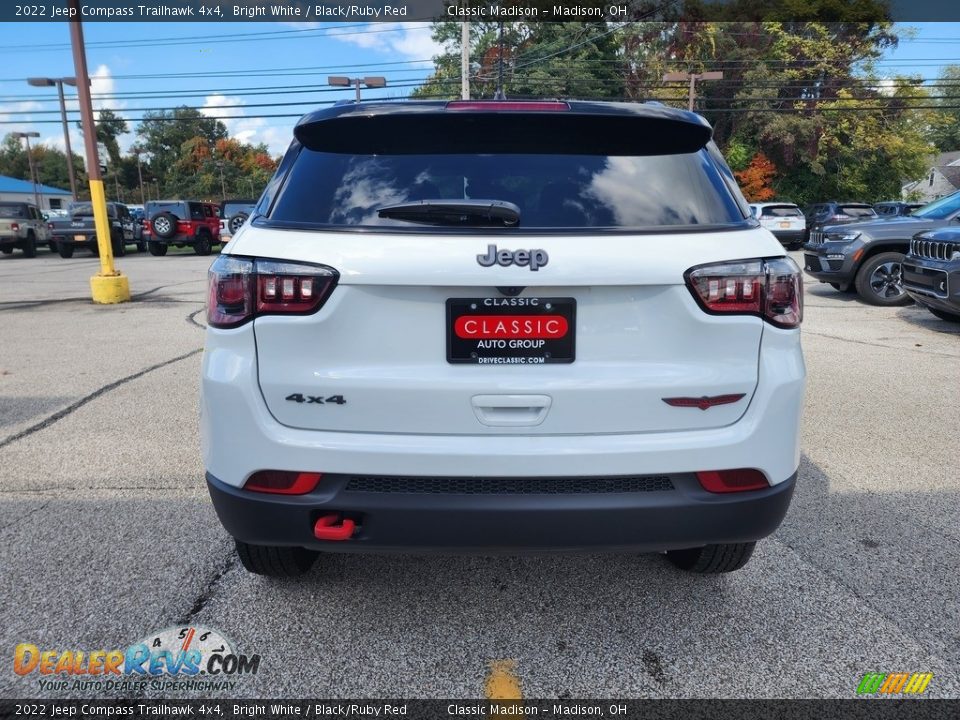 2022 Jeep Compass Trailhawk 4x4 Bright White / Black/Ruby Red Photo #10