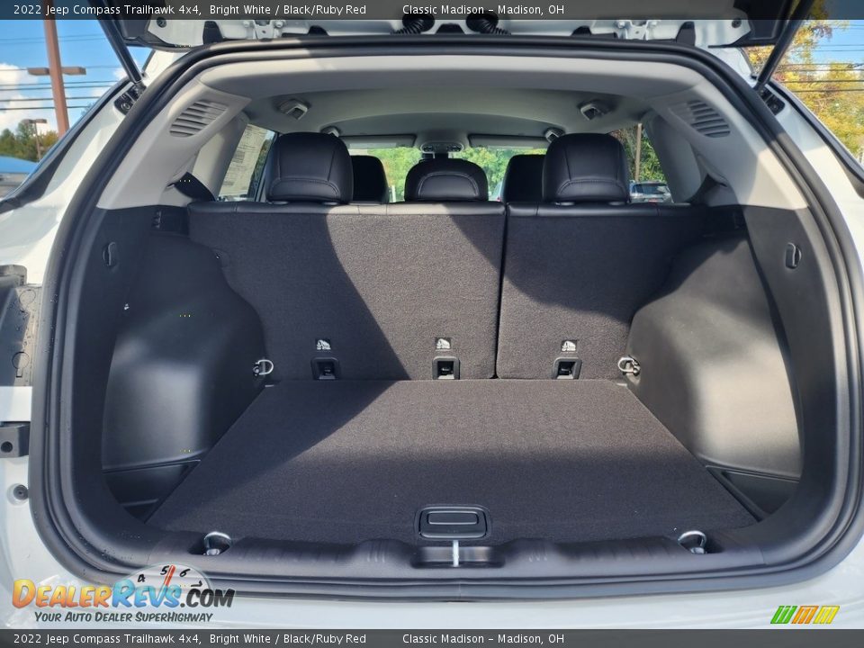 2022 Jeep Compass Trailhawk 4x4 Bright White / Black/Ruby Red Photo #11