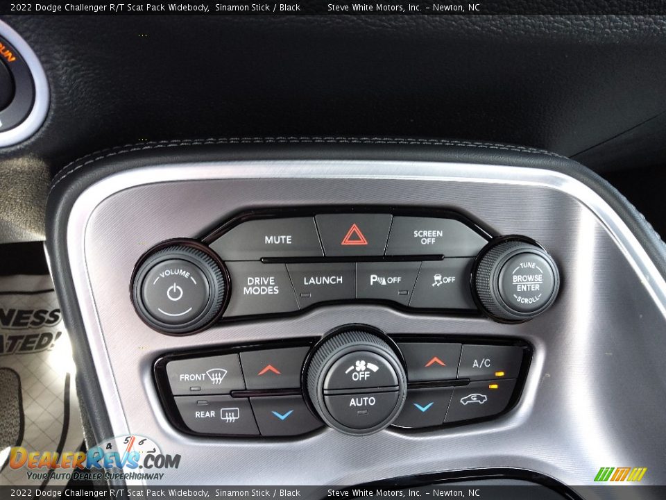 Controls of 2022 Dodge Challenger R/T Scat Pack Widebody Photo #23