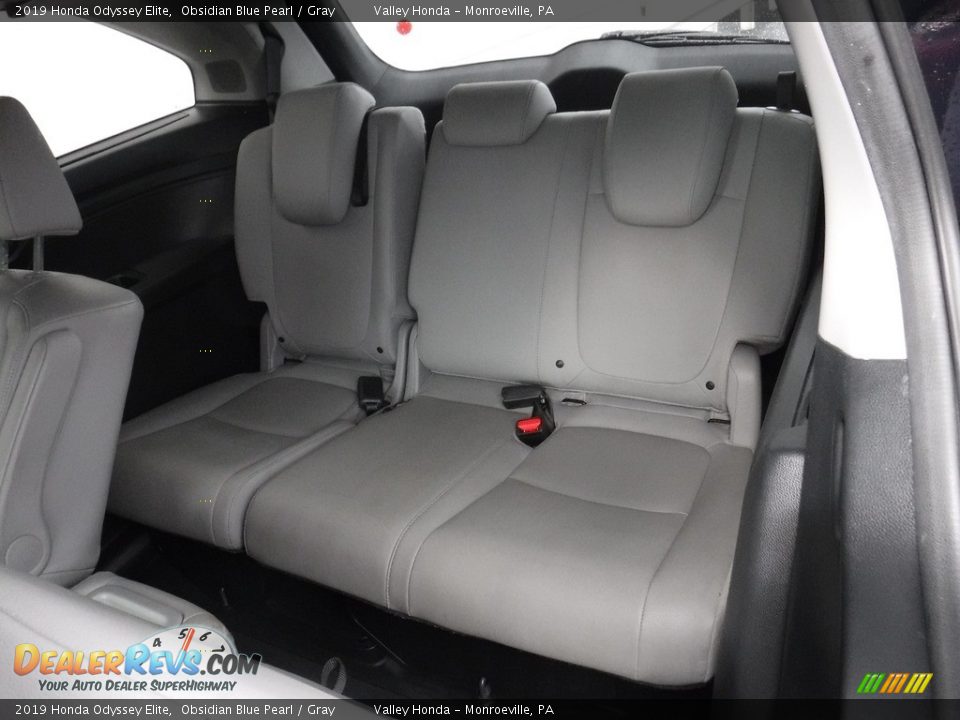 2019 Honda Odyssey Elite Obsidian Blue Pearl / Gray Photo #34