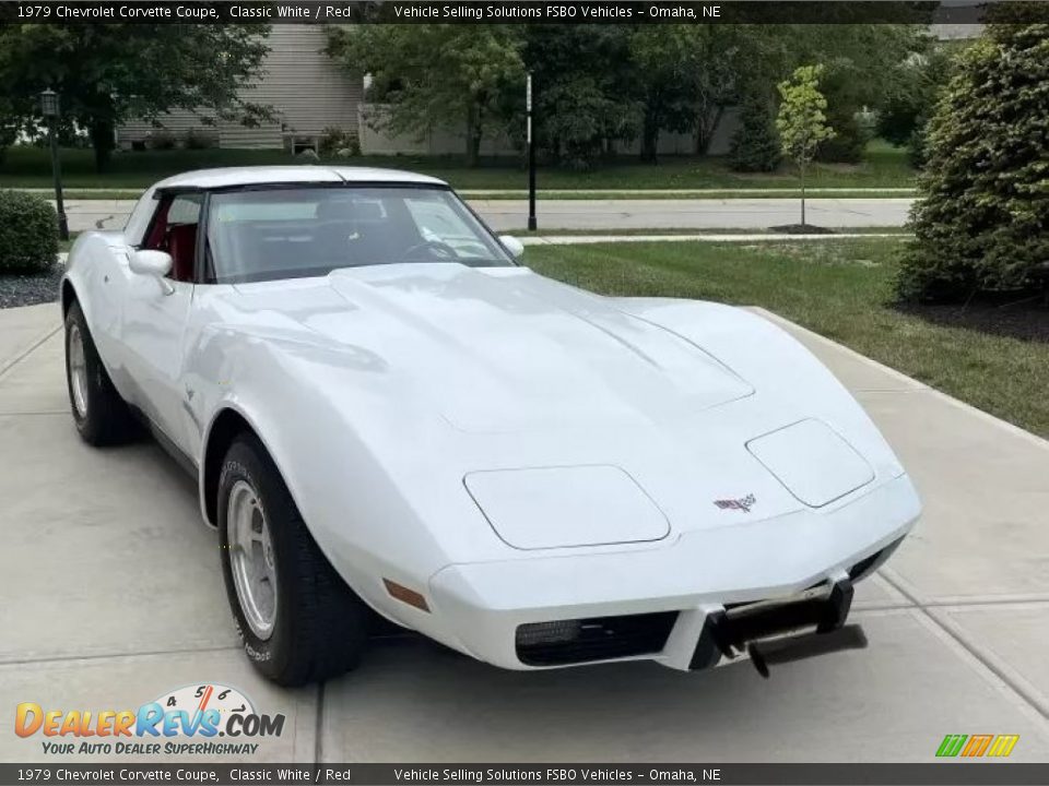 1979 Chevrolet Corvette Coupe Classic White / Red Photo #1