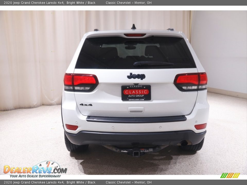 2020 Jeep Grand Cherokee Laredo 4x4 Bright White / Black Photo #21