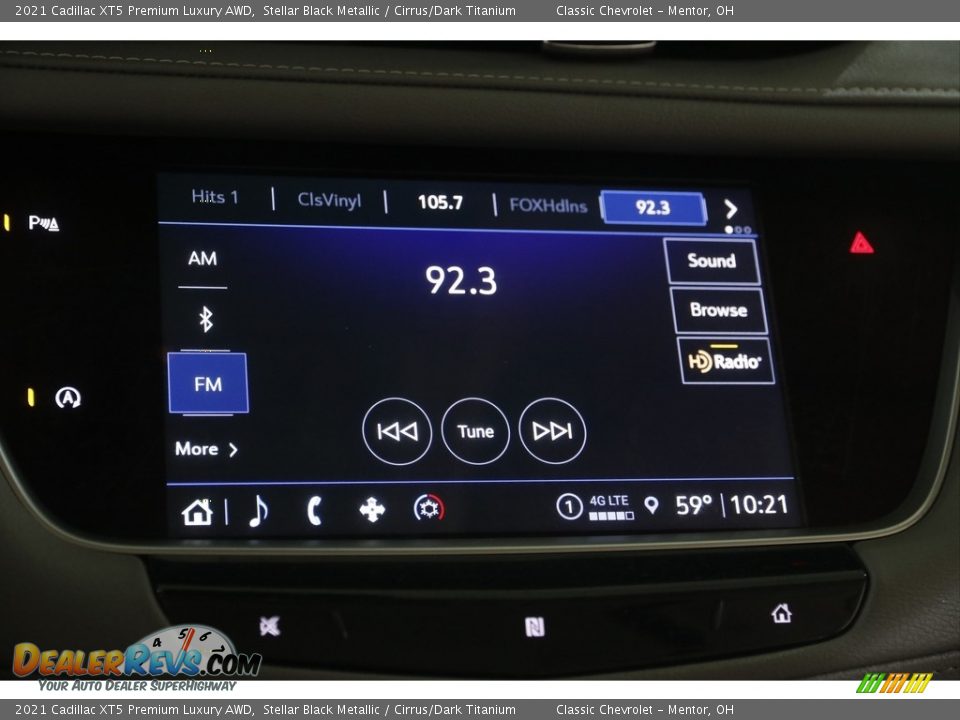 Controls of 2021 Cadillac XT5 Premium Luxury AWD Photo #10