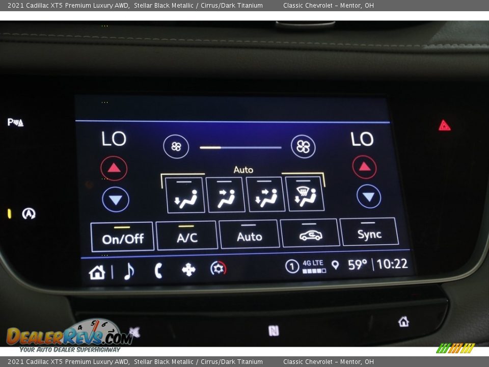 Controls of 2021 Cadillac XT5 Premium Luxury AWD Photo #12