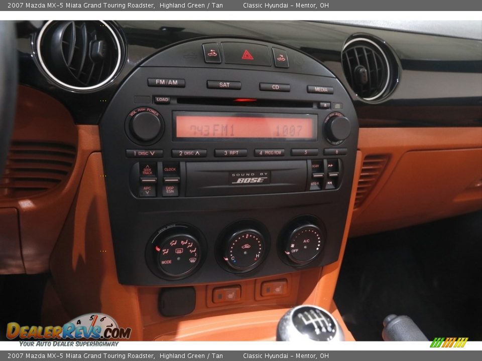 Controls of 2007 Mazda MX-5 Miata Grand Touring Roadster Photo #10