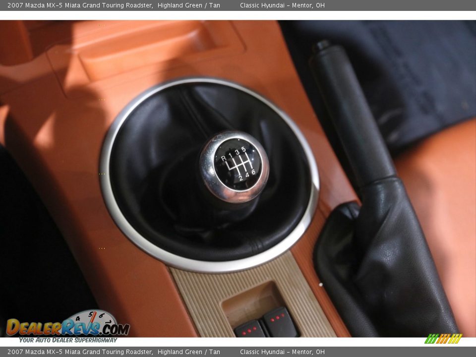 2007 Mazda MX-5 Miata Grand Touring Roadster Shifter Photo #13