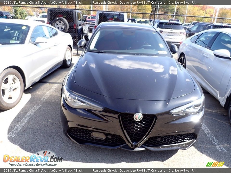 2019 Alfa Romeo Giulia Ti Sport AWD Alfa Black / Black Photo #2