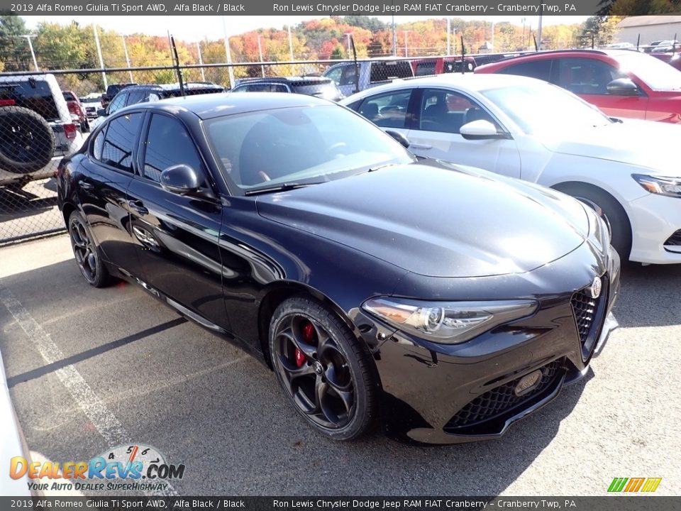 2019 Alfa Romeo Giulia Ti Sport AWD Alfa Black / Black Photo #3