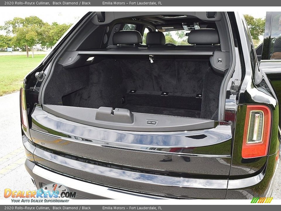 2020 Rolls-Royce Cullinan  Trunk Photo #47