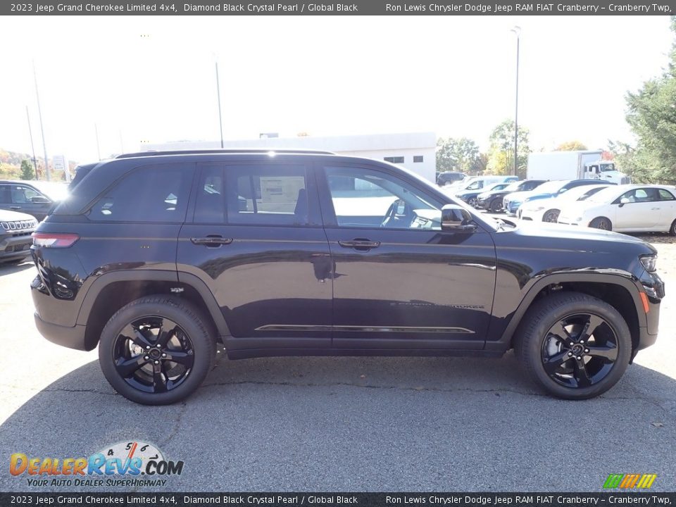2023 Jeep Grand Cherokee Limited 4x4 Diamond Black Crystal Pearl / Global Black Photo #6