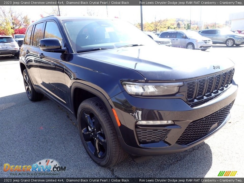 2023 Jeep Grand Cherokee Limited 4x4 Diamond Black Crystal Pearl / Global Black Photo #7