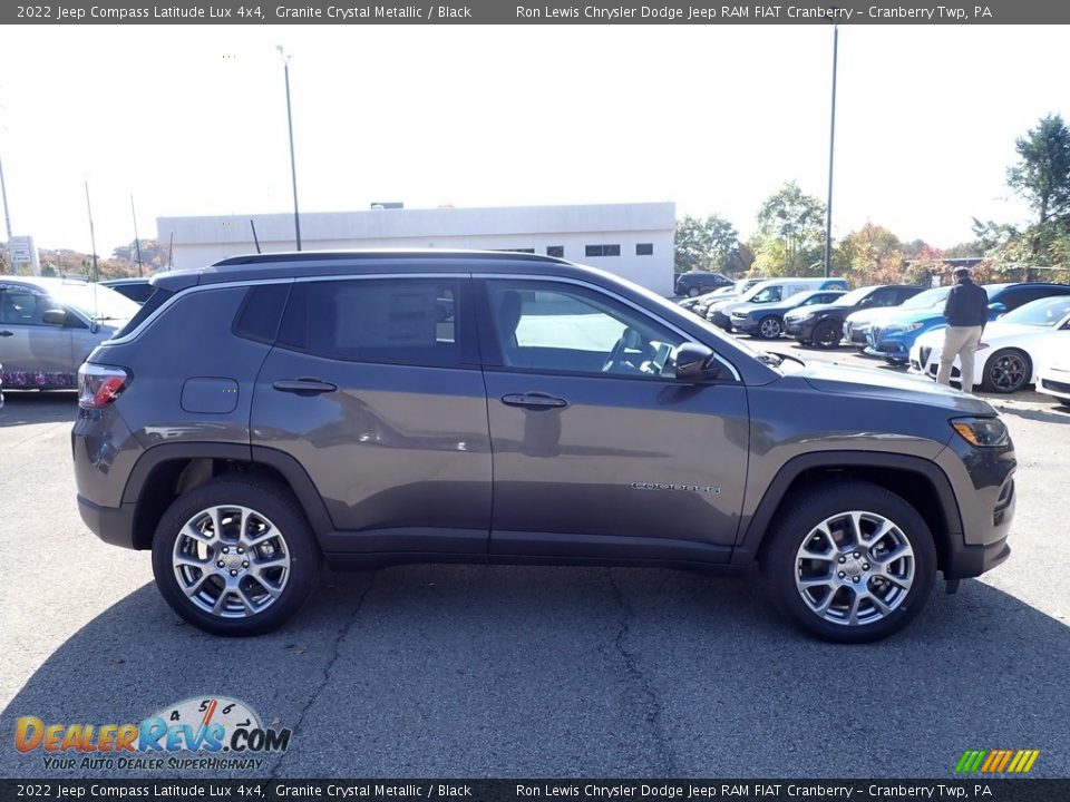 2022 Jeep Compass Latitude Lux 4x4 Granite Crystal Metallic / Black Photo #6