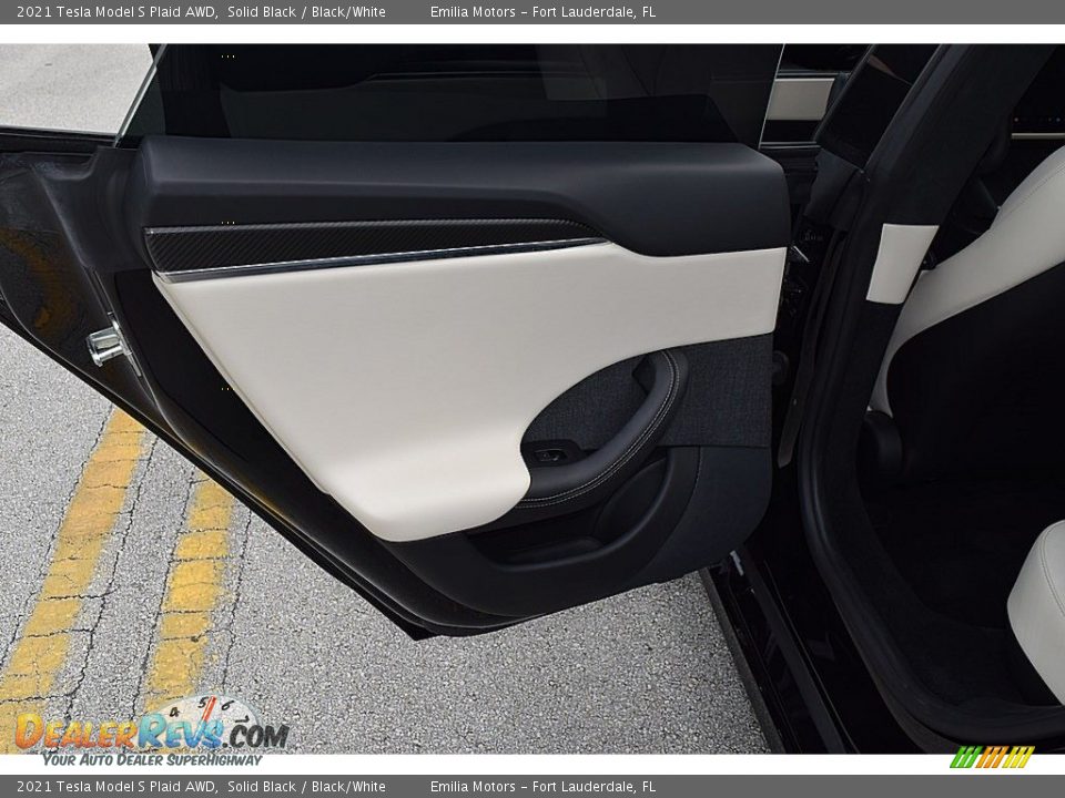 Door Panel of 2021 Tesla Model S Plaid AWD Photo #26
