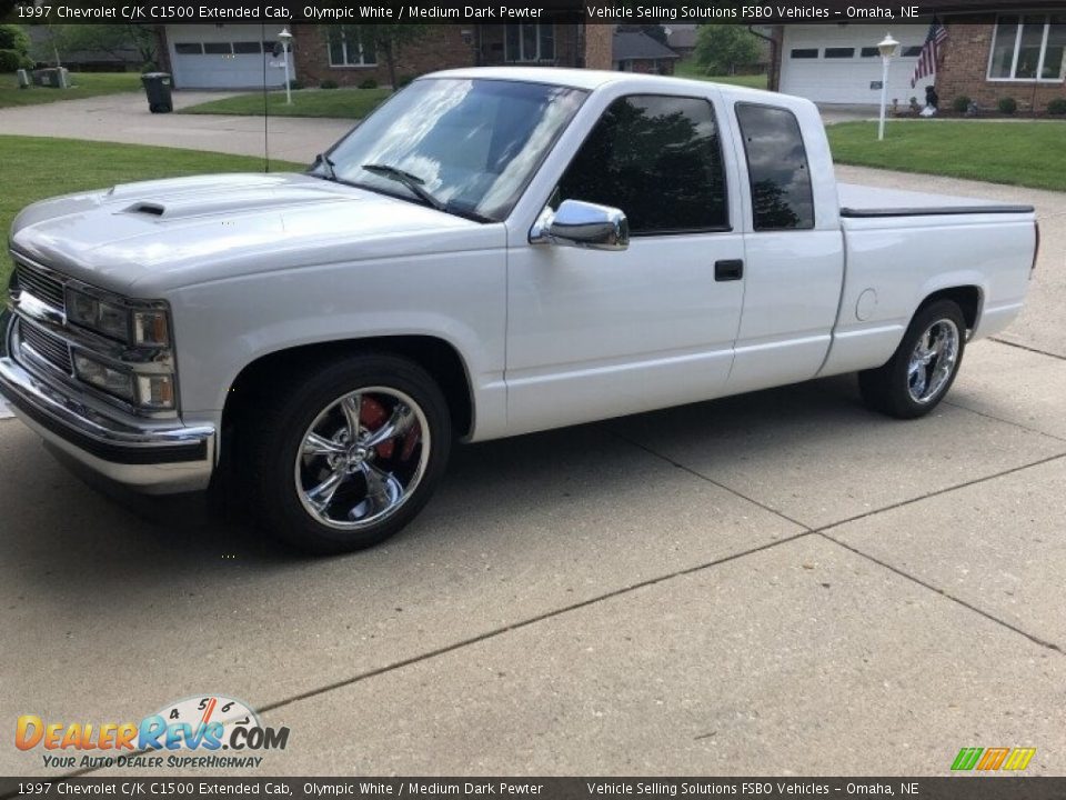 Front 3/4 View of 1997 Chevrolet C/K C1500 Extended Cab Photo #1