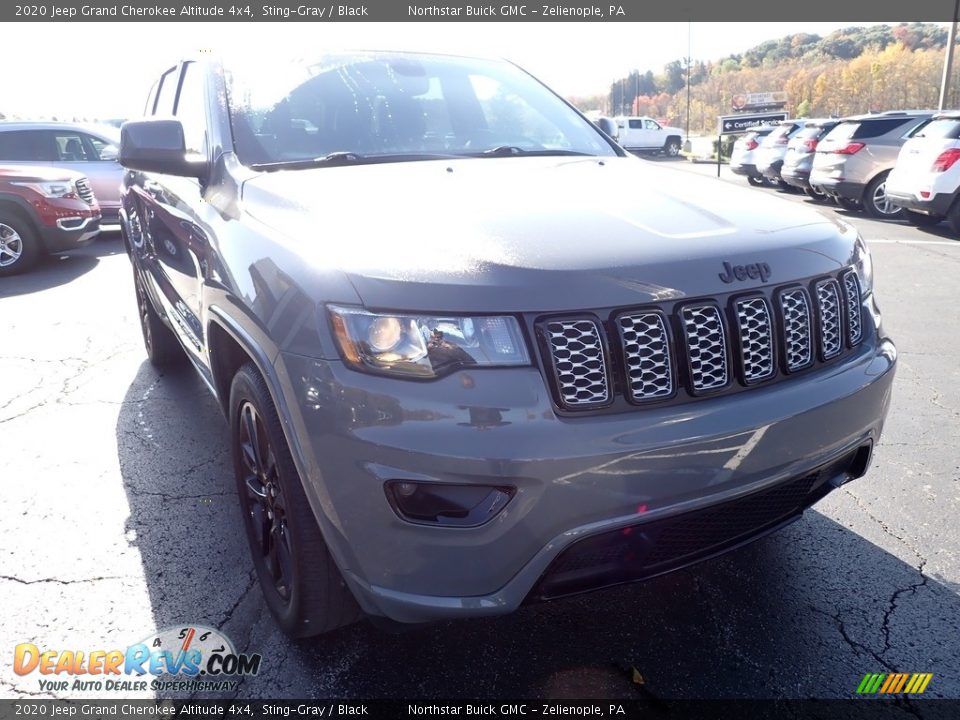 2020 Jeep Grand Cherokee Altitude 4x4 Sting-Gray / Black Photo #10