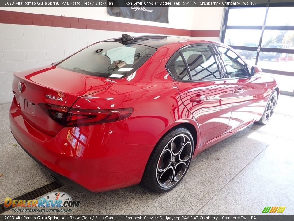 2023 Alfa Romeo Giulia Sprint Alfa Rosso (Red) / Black/Tan Photo #4