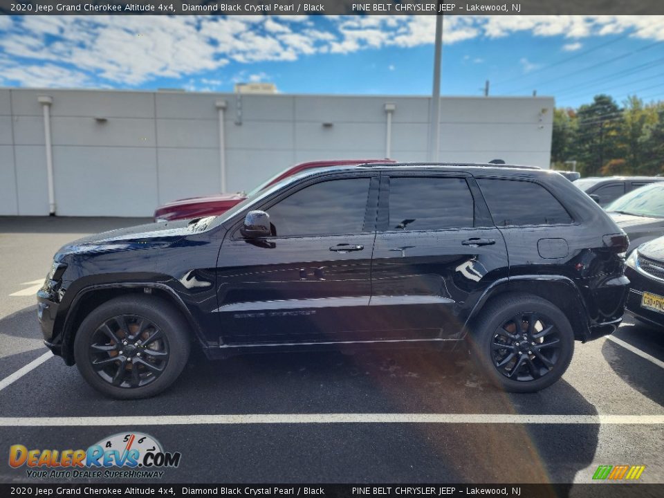 2020 Jeep Grand Cherokee Altitude 4x4 Diamond Black Crystal Pearl / Black Photo #8