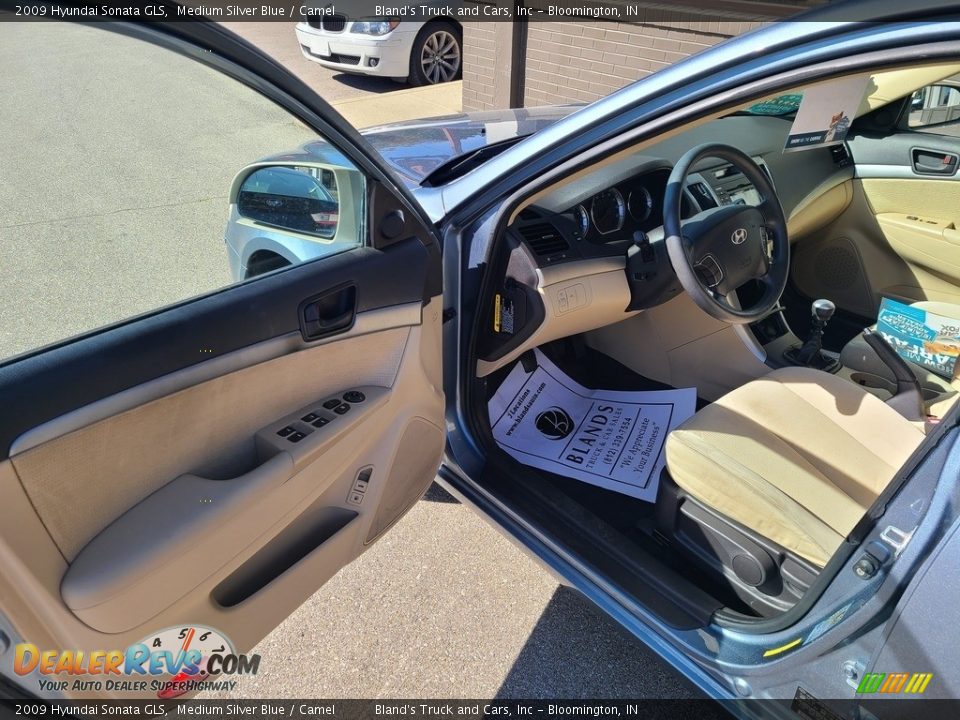 2009 Hyundai Sonata GLS Medium Silver Blue / Camel Photo #3