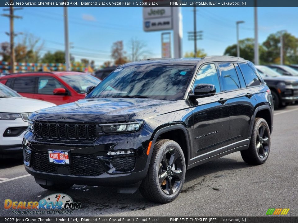 2023 Jeep Grand Cherokee Limited 4x4 Diamond Black Crystal Pearl / Global Black Photo #1