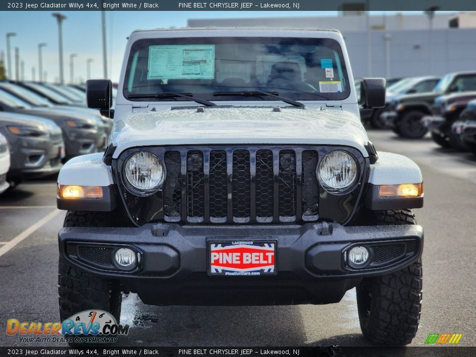 2023 Jeep Gladiator Willys 4x4 Bright White / Black Photo #2