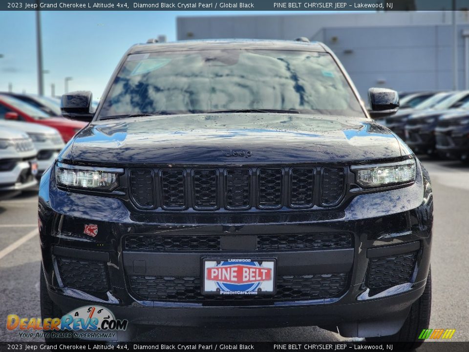 2023 Jeep Grand Cherokee L Altitude 4x4 Diamond Black Crystal Pearl / Global Black Photo #2