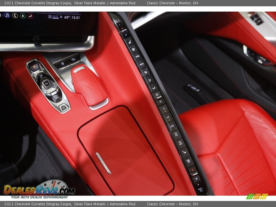 Controls of 2021 Chevrolet Corvette Stingray Coupe Photo #17