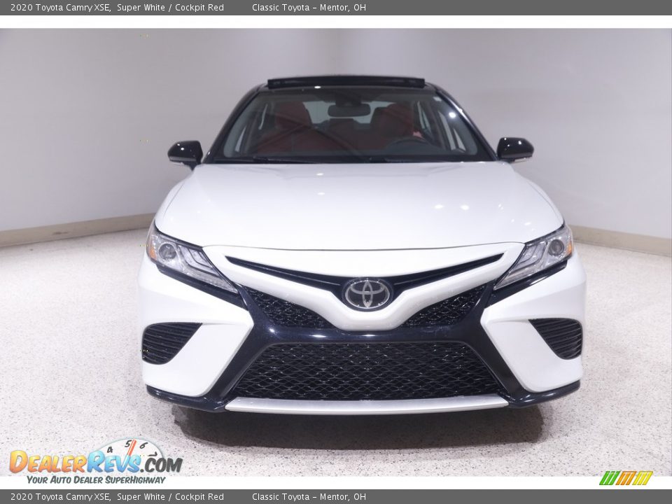2020 Toyota Camry XSE Super White / Cockpit Red Photo #2