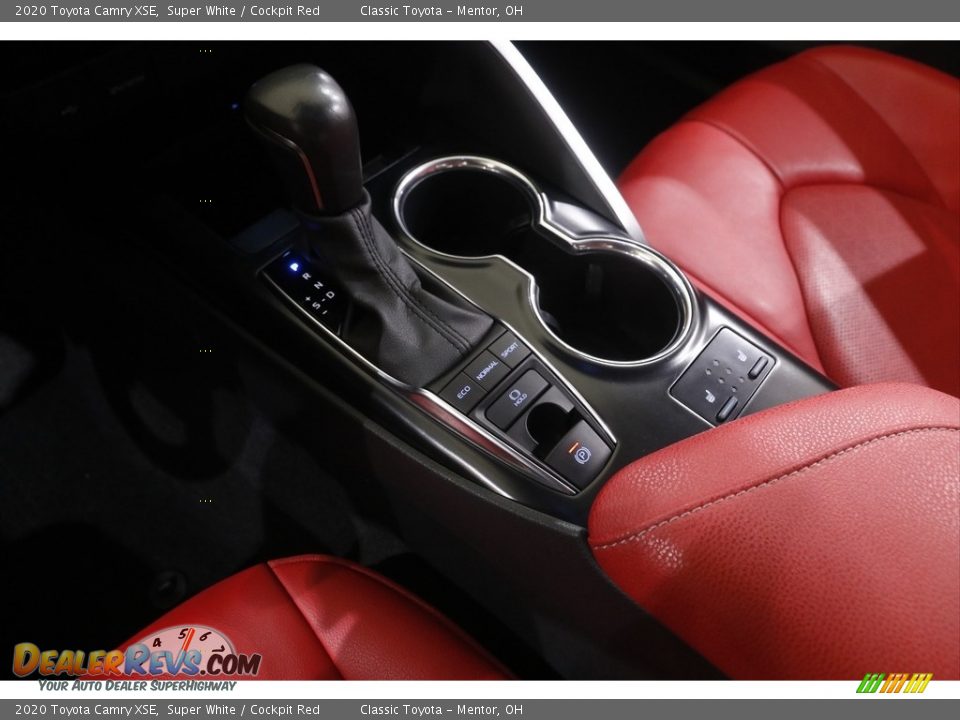 2020 Toyota Camry XSE Super White / Cockpit Red Photo #13