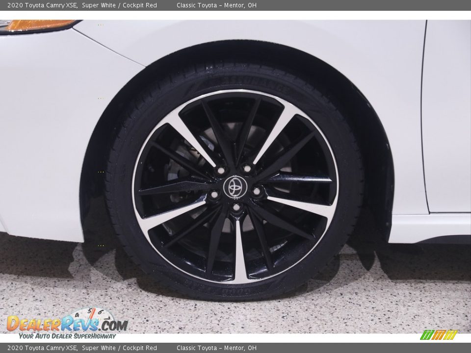 2020 Toyota Camry XSE Super White / Cockpit Red Photo #20