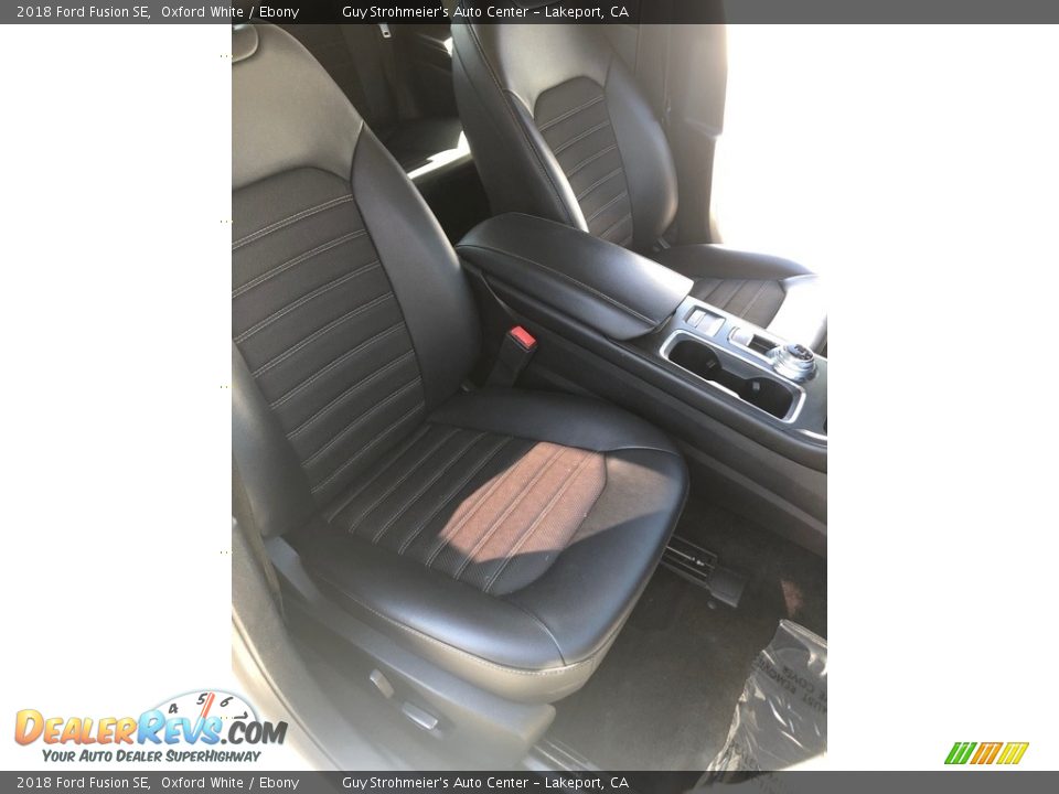 2018 Ford Fusion SE Oxford White / Ebony Photo #8