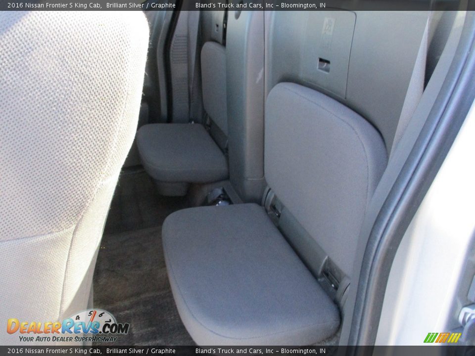 Rear Seat of 2016 Nissan Frontier S King Cab Photo #9