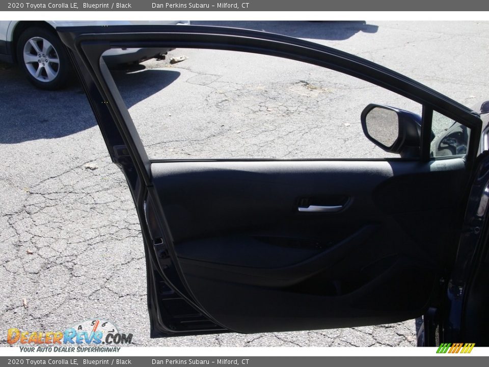 2020 Toyota Corolla LE Blueprint / Black Photo #9