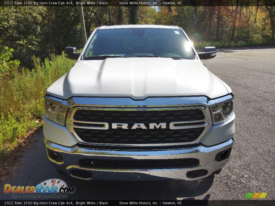 2022 Ram 1500 Big Horn Crew Cab 4x4 Bright White / Black Photo #3