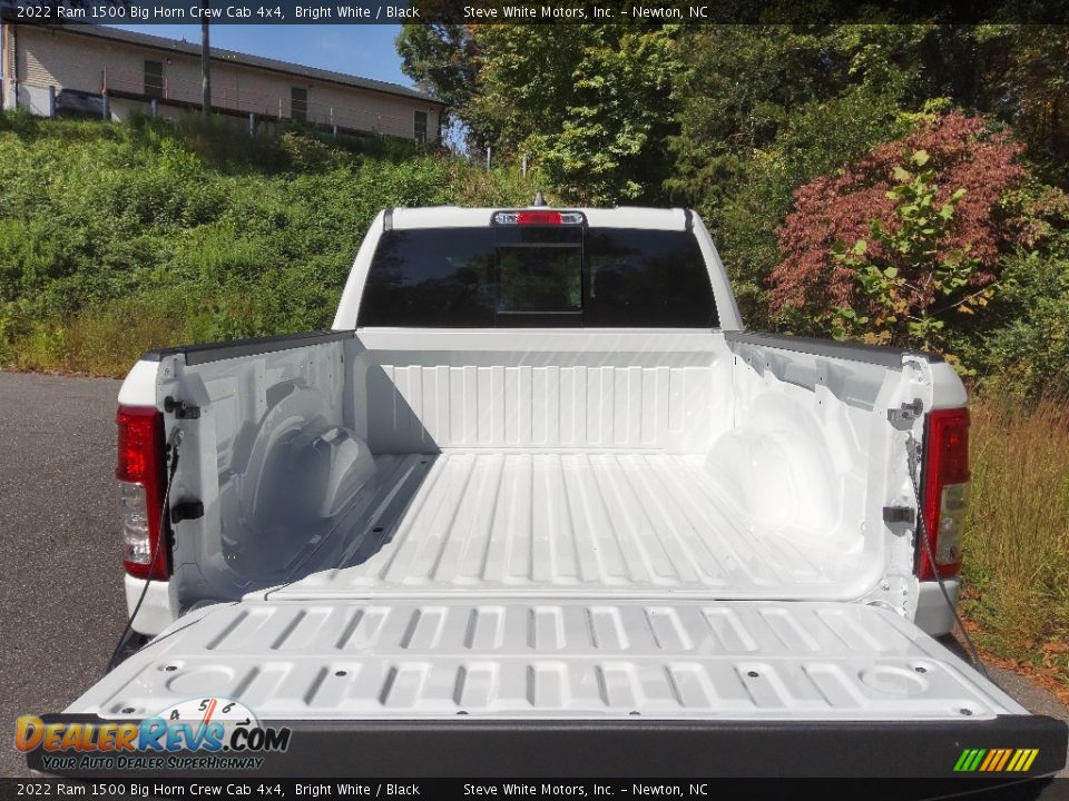 2022 Ram 1500 Big Horn Crew Cab 4x4 Bright White / Black Photo #8