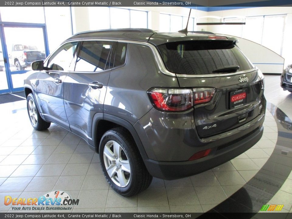 2022 Jeep Compass Latitude 4x4 Granite Crystal Metallic / Black Photo #9