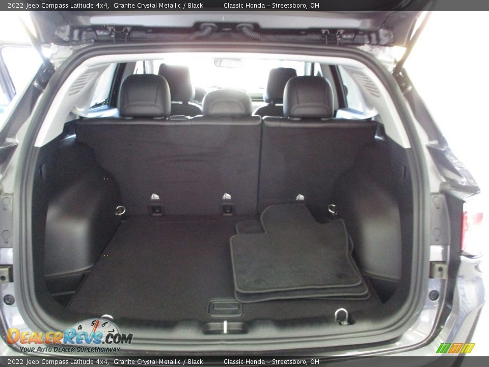 2022 Jeep Compass Latitude 4x4 Granite Crystal Metallic / Black Photo #20