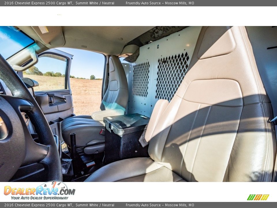 2016 Chevrolet Express 2500 Cargo WT Summit White / Neutral Photo #17