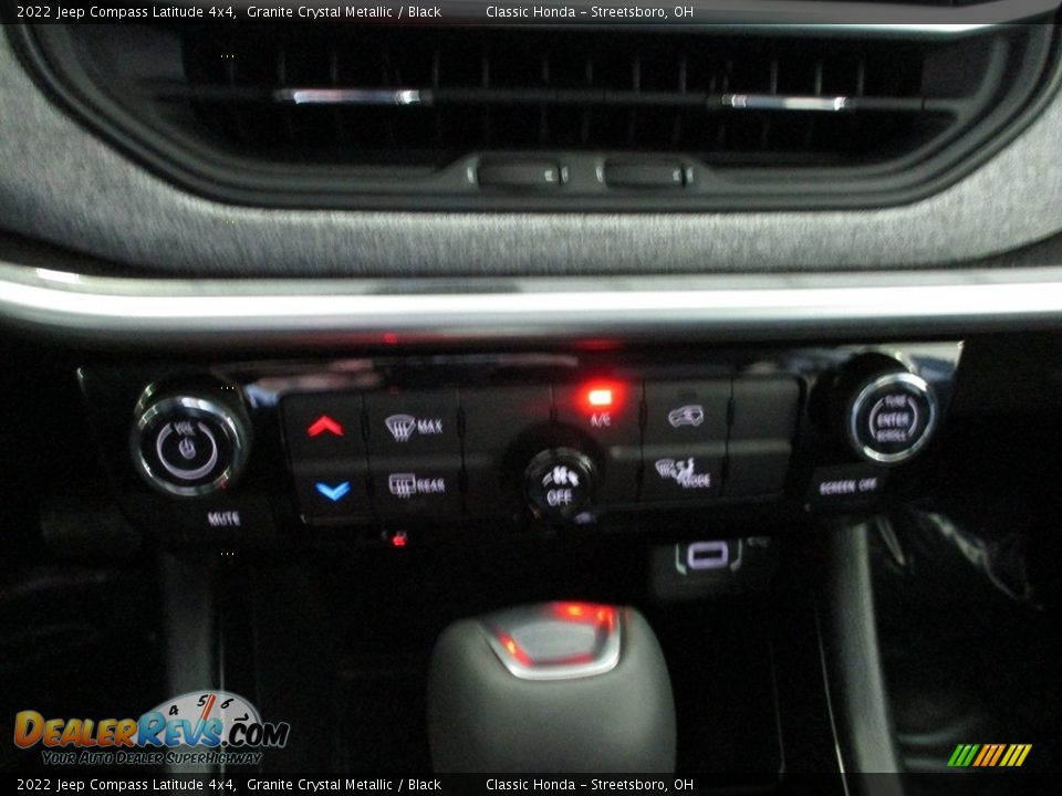 2022 Jeep Compass Latitude 4x4 Granite Crystal Metallic / Black Photo #32