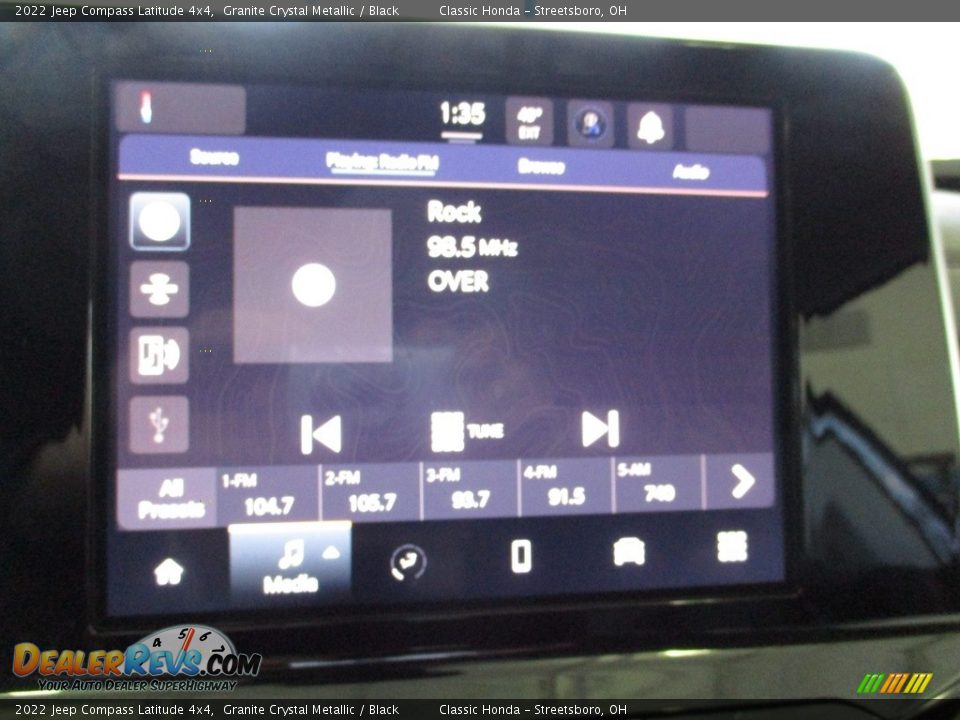 2022 Jeep Compass Latitude 4x4 Granite Crystal Metallic / Black Photo #35
