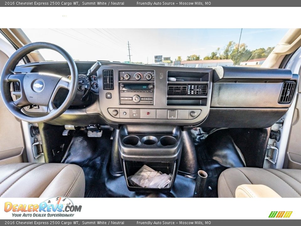 Dashboard of 2016 Chevrolet Express 2500 Cargo WT Photo #25