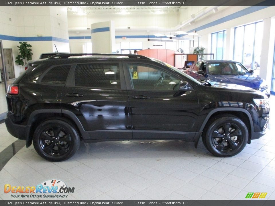 2020 Jeep Cherokee Altitude 4x4 Diamond Black Crystal Pearl / Black Photo #4