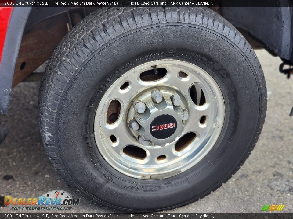 2001 GMC Yukon XL SLE Wheel Photo #9