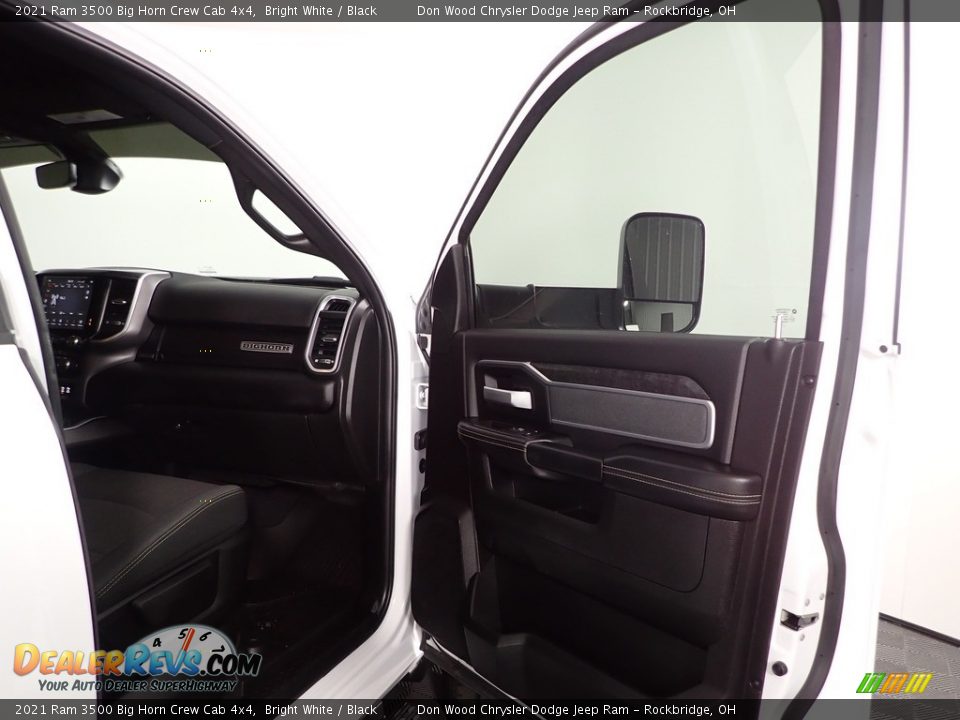 2021 Ram 3500 Big Horn Crew Cab 4x4 Bright White / Black Photo #28