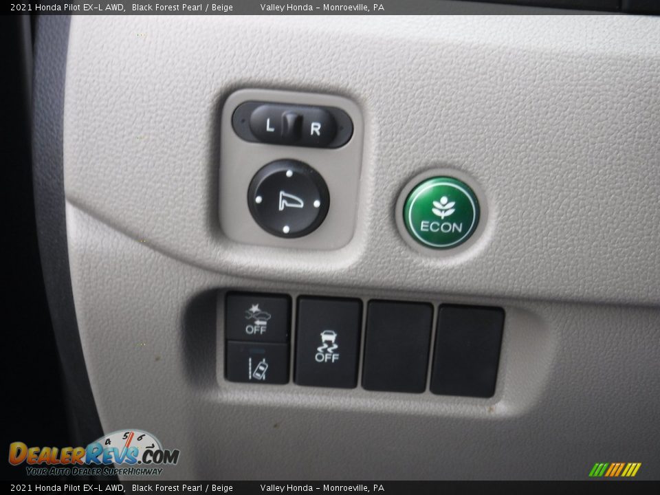 2021 Honda Pilot EX-L AWD Black Forest Pearl / Beige Photo #17