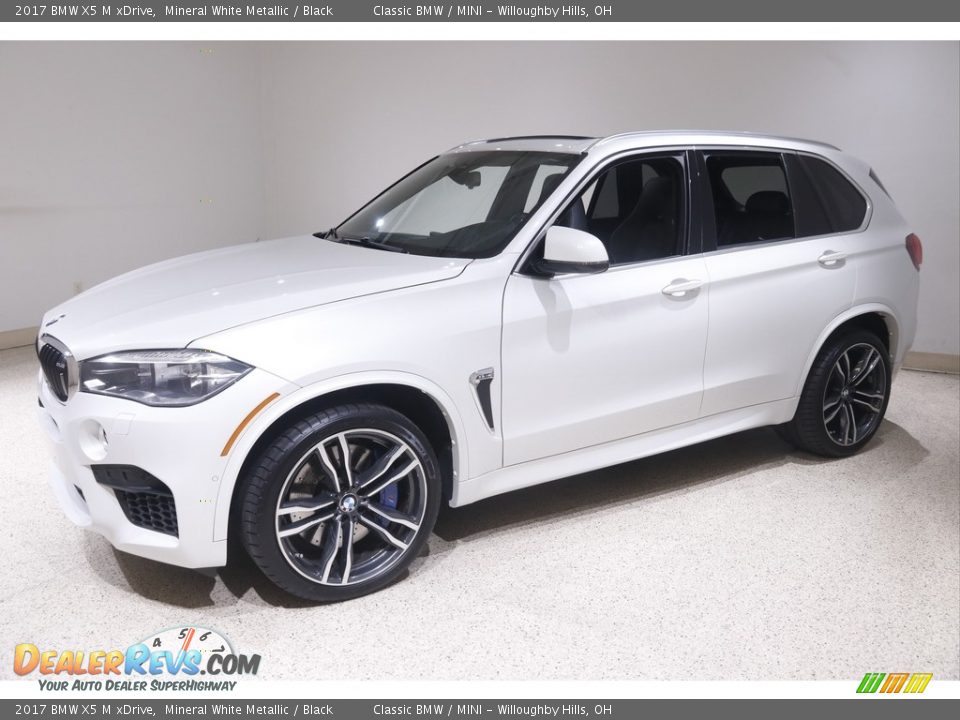 2017 BMW X5 M xDrive Mineral White Metallic / Black Photo #3