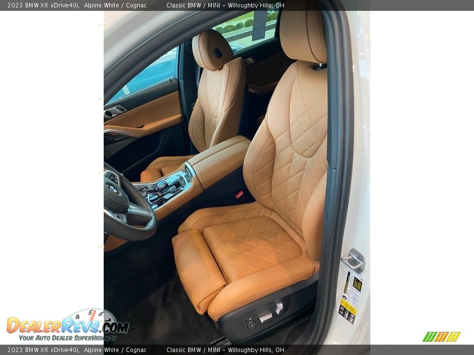 Cognac Interior - 2023 BMW X6 xDrive40i Photo #4