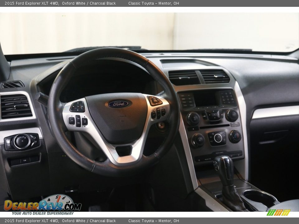 2015 Ford Explorer XLT 4WD Oxford White / Charcoal Black Photo #6