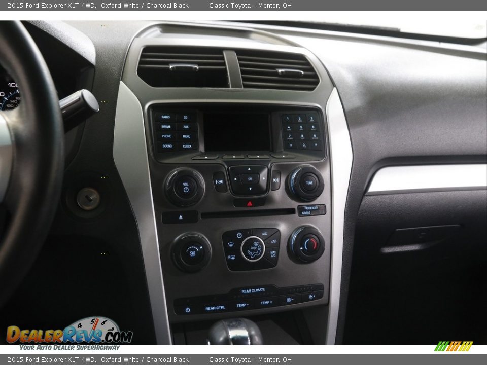 2015 Ford Explorer XLT 4WD Oxford White / Charcoal Black Photo #9